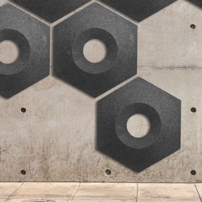 Whisperwool Wall Panel, drie zwarte  zeshoekige akoestische wandpanelen uitvoering Honey, kleur Anthraciet