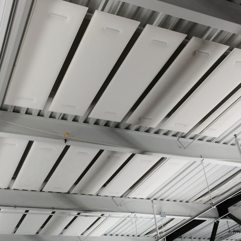 Snowsound Mitesco Ceiling, industrieel plafond met verbeterde akoestiek door geluidsabsorberende plafondpanelen